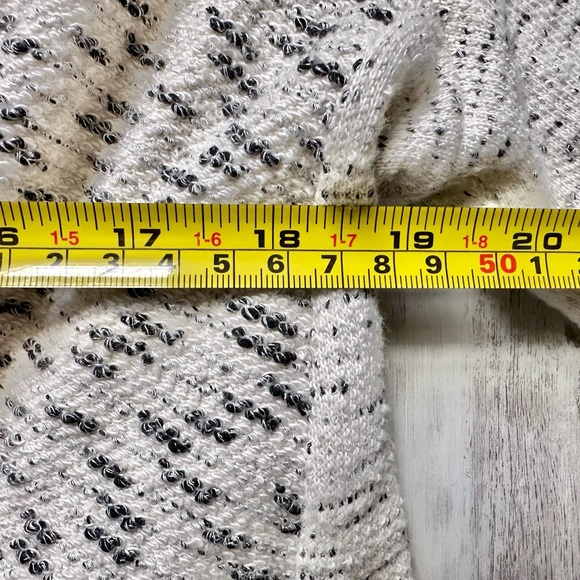 Lucky Brand Asymmetrical Boho Zip Shoulder Textured Drape Sweater | Size M - Picture 4 of 12